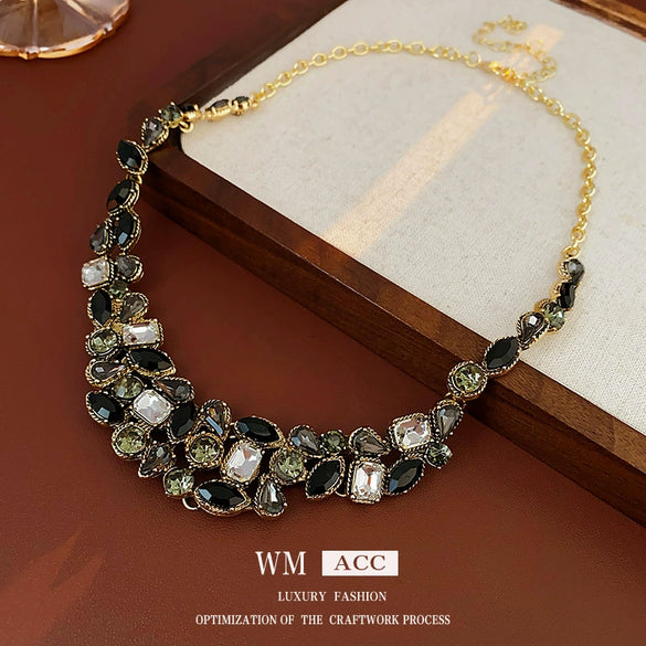 Wholesale Diecast Zirconembedded Geometric Water Drop Clavicle Necklace With Electroplating Treatment
