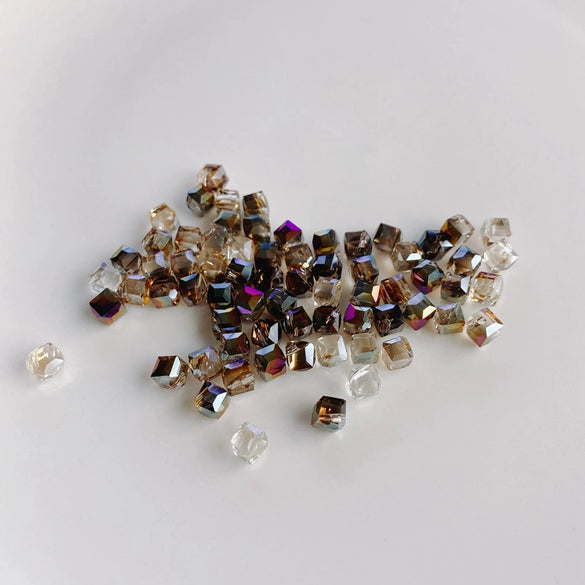 Wholesale Diy Jewelry Accessories Geometric Square Transparent Perforated Glass Crystal Beads With Glaze And Environmental Protection Treatment