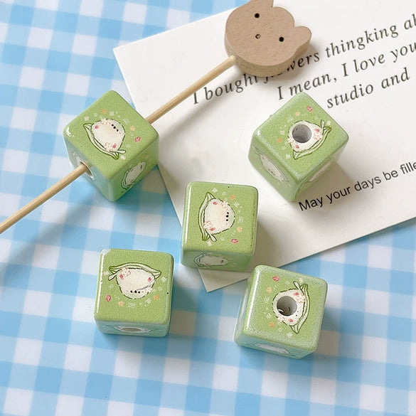 Wholesale Diy Material Plaid Square Tulip Shaped Acrylic Plastic Resin Bead With Printing For Dog Kitty Cat