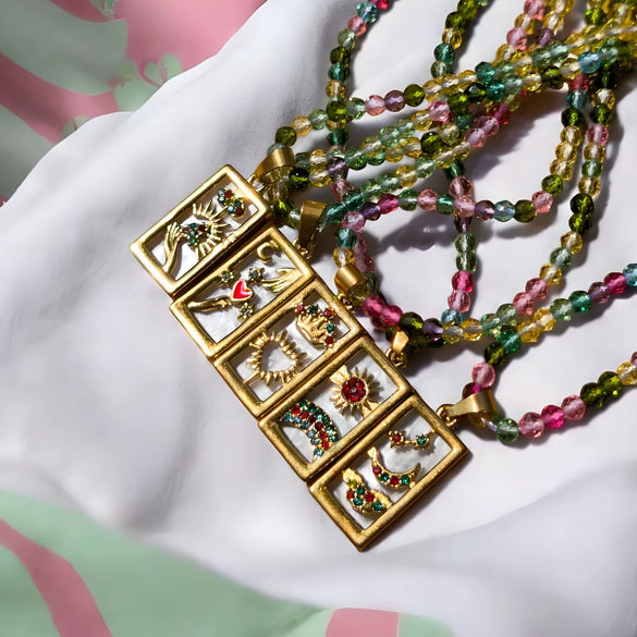 Wholesale Dopamine Tarot Necklace Copper Heart Sun Moon Crown Pattern Set With Diamonds