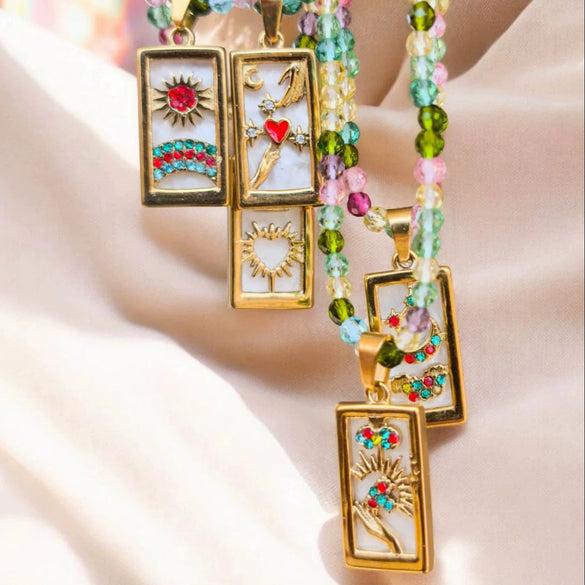 Wholesale Dopamine Tarot Necklace Copper Heart Sun Moon Crown Pattern Set With Diamonds