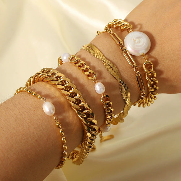 Wholesale Doublelayer Flat Snake And Cuban Chain Goldplated Stainless Steel Cross Bracelet With Geometric Pattern And Vacuum Plating In 18K Furnace For Women And Unisex
