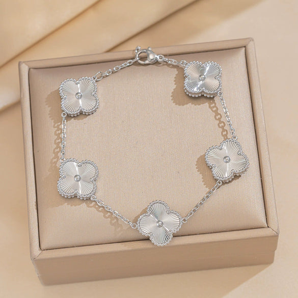 Wholesale Doublesided Laser Electroplated Titanium Steel Necklace With Fourleaf Clover Heart Water Drop Bell Patterns Unisex Light Luxury Geometric Jewelry