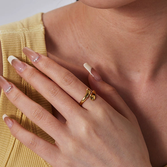 Wholesale Drop Shape Opening Ring Titanium Steel 18K Gold Plated Electroplated Simple Cold Wind Smooth Snake Ring Unisex