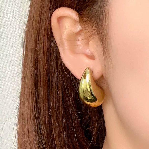 Wholesale Dropshaped Antiallergy Goldplated Hip Hop Style Women's Earrings Jewelry