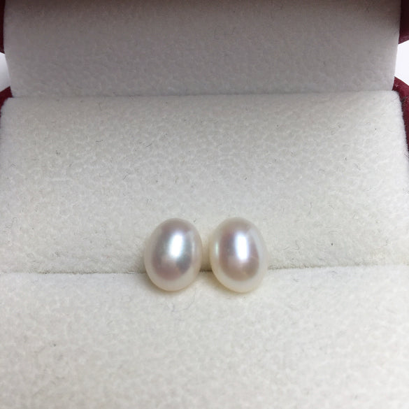 Wholesale Dropshaped Freshwater Pearl Naked Beads