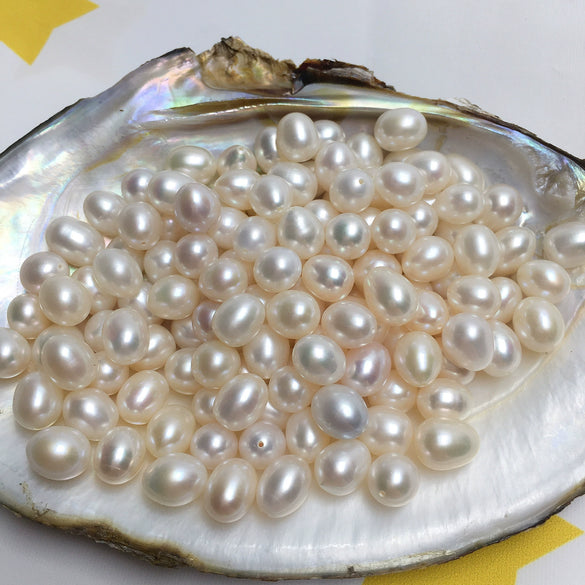 Wholesale Dropshaped Freshwater Pearl Naked Beads