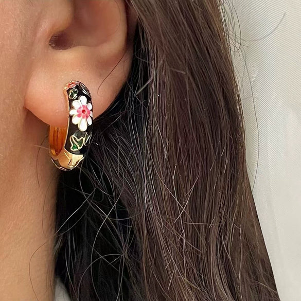 Wholesale Ear Jewelry Copper 14K Gold Ear Needle Flower Pattern Dripping Oil Process