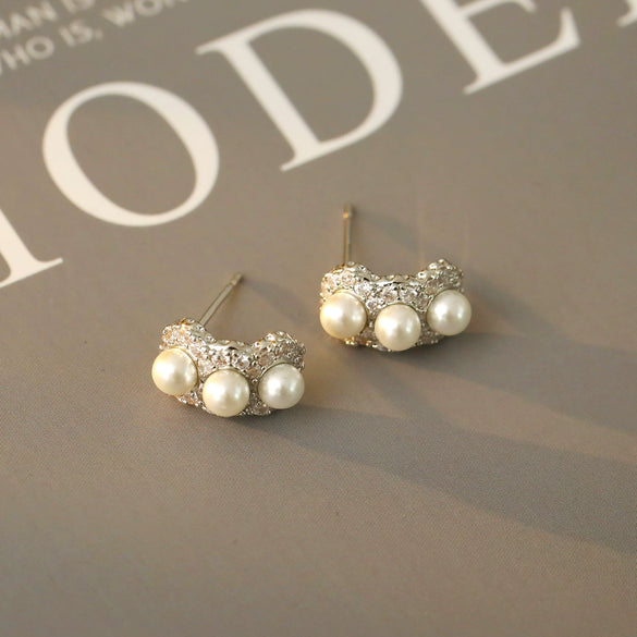 Wholesale Ear Jewelry French Retro Style Geometric Cshaped Copper Electroplating Zircon Pearl Earrings