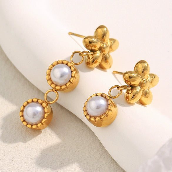 Wholesale Ear Jewelry Stainless Steel 18K Gold Plated Asymmetric Flower Imitation Pearl Earrings