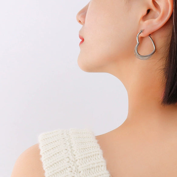 Wholesale Ear Jewelry 316L Stainless Steel Electroplated Peach Heart Retro Style