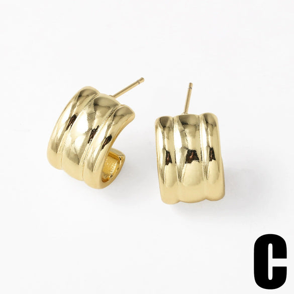 Wholesale Earrings Copper Plated 18K Gold Love Heart Shell Shape Simple Style Electroplating