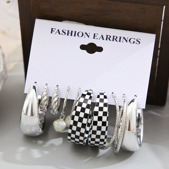Wholesale Earrings Pearl Pendant Retro Simple Love Geometric Alphanumeric Butterfly Black And White Checkerboard Ladies Set