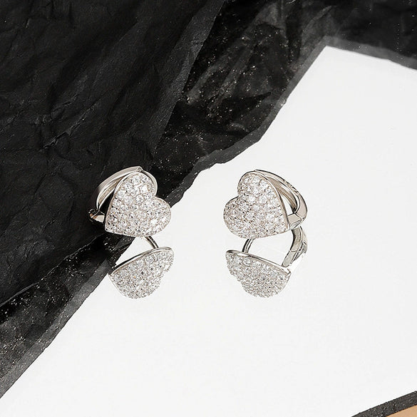 Wholesale Earrings S925 Sterling Silver Heartshaped Diamondencrusted Zircon Geometric Electroplated For Women