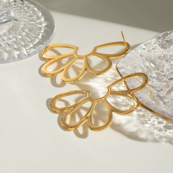 Wholesale Earrings Stainless Steel Half Flower Hollow Geometric Retro Electroplated