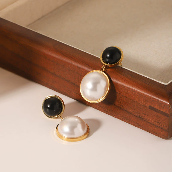 Wholesale Earrings Stainless Steel Luxury Retro Round Pearl Set