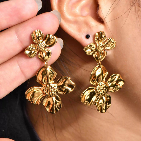 Wholesale Earrings Titanium Steel 18K Gold Plated Flower Leaves Retro High Grade Exaggerated Style