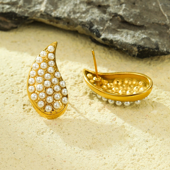 Wholesale Earrings Titanium Steel 18K Gold Plated Hollow Drops With Pearl Vintage Style