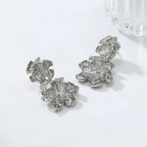 Wholesale Earrings Zinc Alloy Flower Electroplating Light Luxury Retro Design