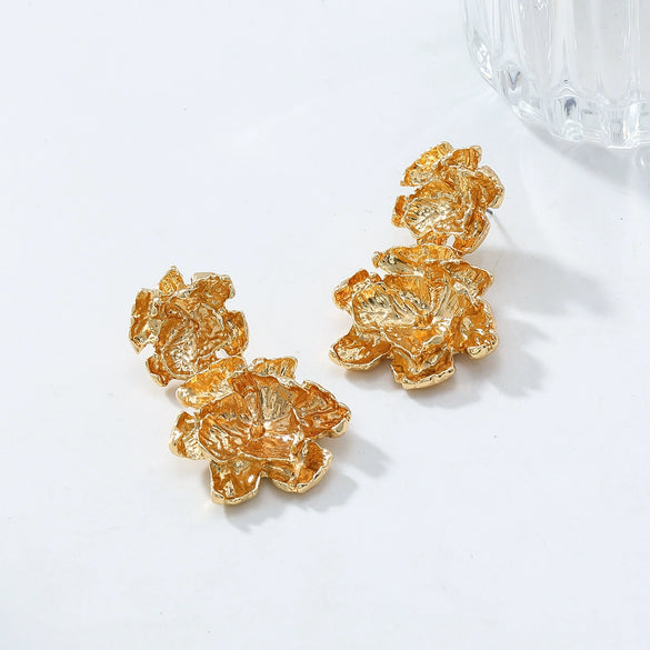 Wholesale Earrings Zinc Alloy Flower Electroplating Light Luxury Retro Design