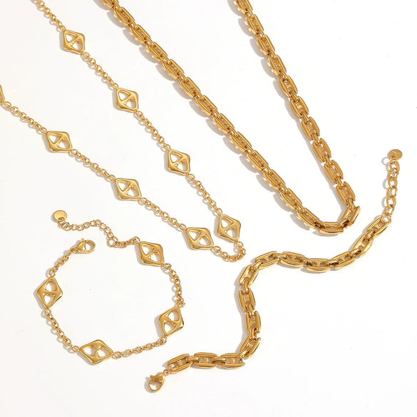 Wholesale Electroplated Geometric Stainless Steel Necklace And Bracelet Set Jewelry Accessories For Women