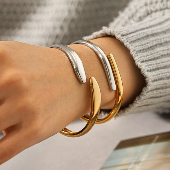 Wholesale Electroplated Geometric Stainless Steel Simple Irregular Open Bracelets Accessories