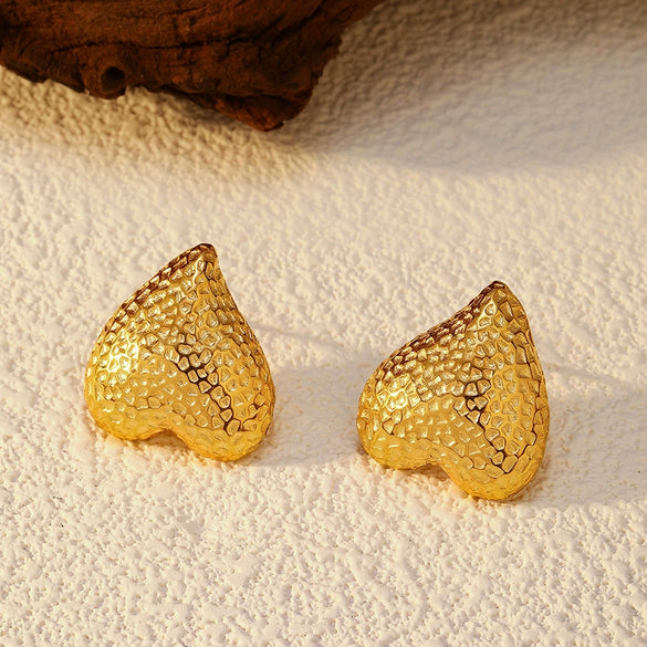 Wholesale Electroplated Heartshaped Stainless Steel Stud Earrings For Women