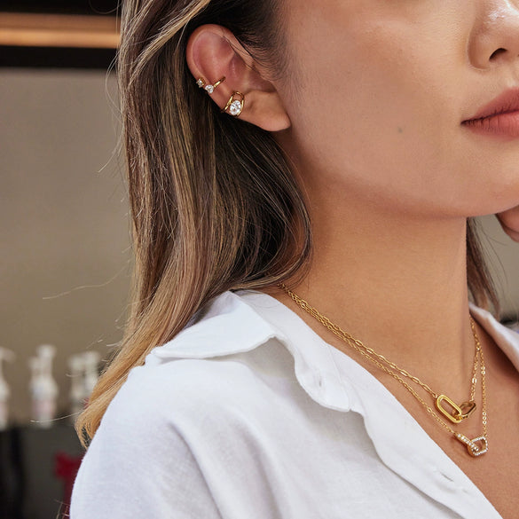 Wholesale Electroplated 18K Gold Simple Diamondencrusted Geometric Stainless Steel Earrings For Women