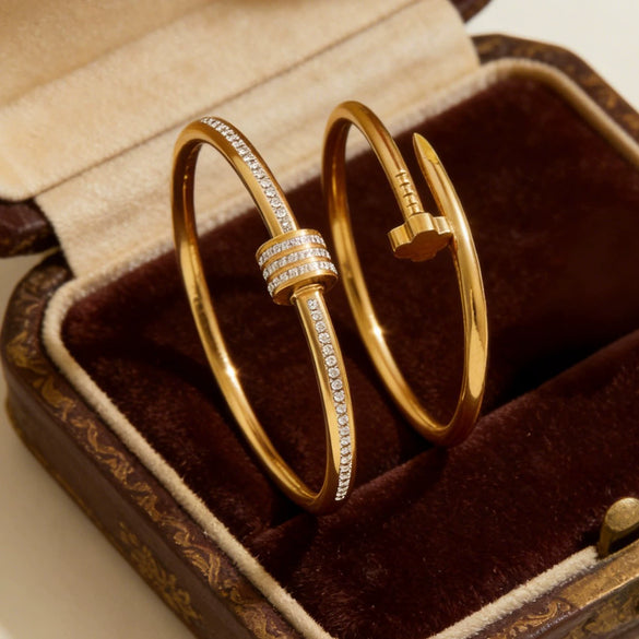 Wholesale Electroplated Stainless Steel And Titanium Steel Fourleaf Clover Nail Bracelet Jewelry With Geometric Temperament Style