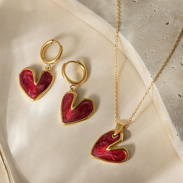 Wholesale Electroplated Stainless Steel And Titanium Steel Heartshaped Earrings And Necklace Jewelry Set For Women