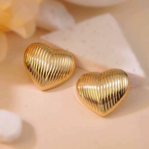 Wholesale Electroplated Stainless Steel Women's Earrings With Heart Shape And Geometric Pattern Glossy Plaid Love Thread Polish Finish