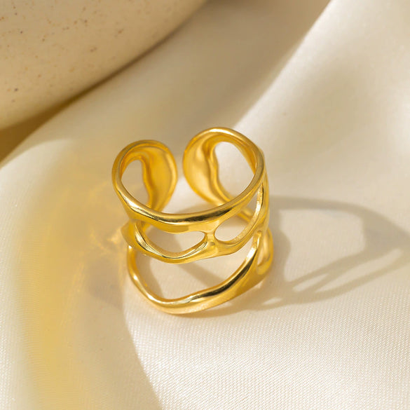 Wholesale Electroplated Titanium Steel Geometric Heart Flower Wave Shape Opening Adjustable Hollow Ring For Women