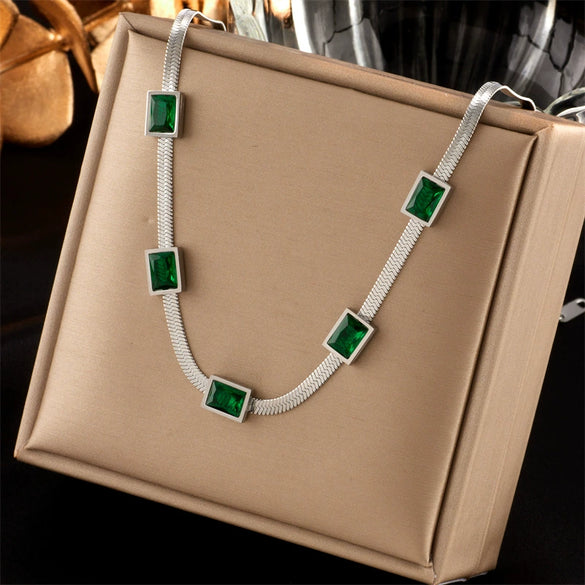 Wholesale Elegant All Match Gold Two Color Snake Bone Chain Square Jewelry Necklace With Diamond Embedded Titanium Steel Geometric Pattern Electroplated