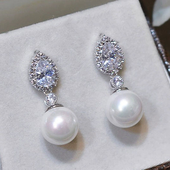 Wholesale Elegant Drop Shape Copper Imitation Pearl Earrings For Women