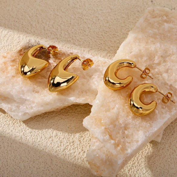 Wholesale Elegant Geometric Copper Electroplated Women's Earrings