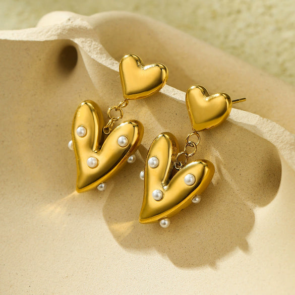 Wholesale Elegant Geometric Glossy Heart Inlaid Pearl Stainless Steel Earrings For Women
