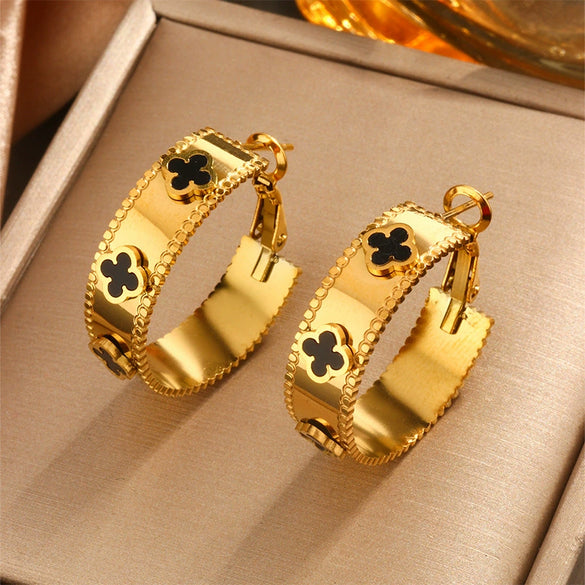 Wholesale Elegant Imitation Pearl Stud And Ear Clip Earrings For Women With Flower And Constellation Patterns Electroplated