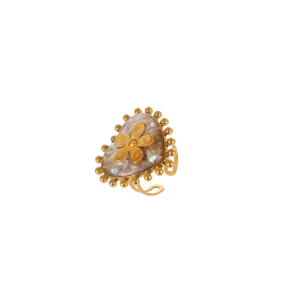 Wholesale Elegant Light Luxury Style Titanium Steel Ring With Heart Flower Geometric Pattern 18K Gold Electroplated For Women