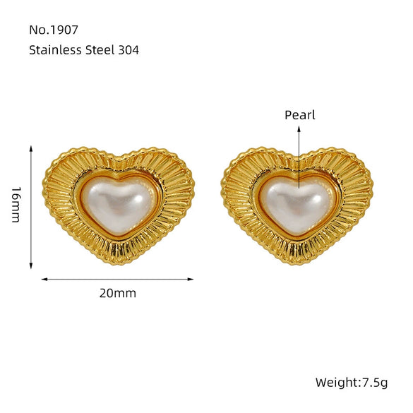Wholesale Elegant Retro Heart Shape 316L Stainless Steel 18K Gold Plated Pearl Earrings For Women