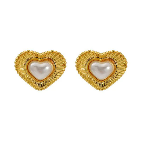 Wholesale Elegant Retro Heart Shape 316L Stainless Steel 18K Gold Plated Pearl Earrings For Women