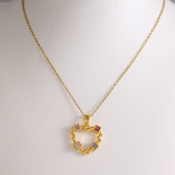 Wholesale Elegant Simple Style Shiny Heart Shape 304 Stainless Steel Copper Plating Inlay 18K Gold Plated Zircon Pendant Necklace