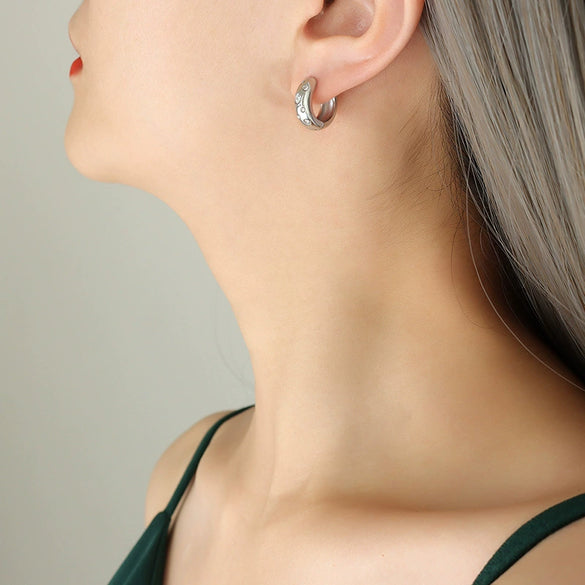 Wholesale Elegant Simple Titanium Steel Earrings With Inlaid Zircon Geometric U Shaped Design Gold Plated For Women