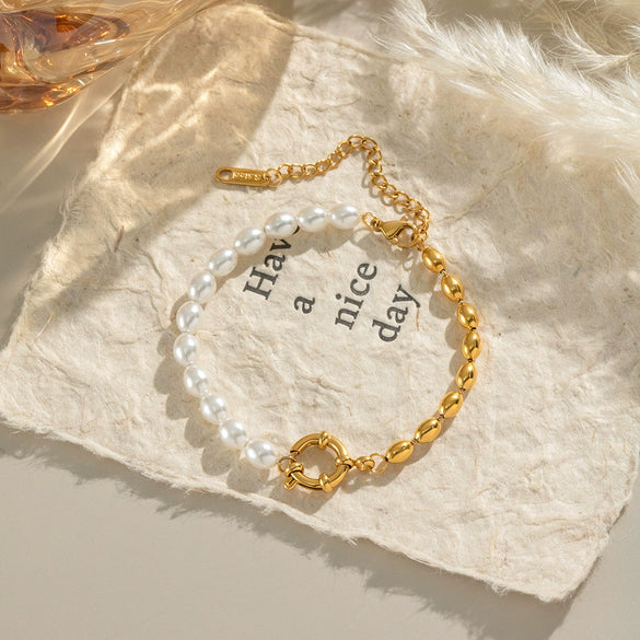 Wholesale Elegant Simple Versatile Oval Gold Bead Pearl Stainless Steel Jewelry Bracelet With Geometric Pattern Electroplating For Women