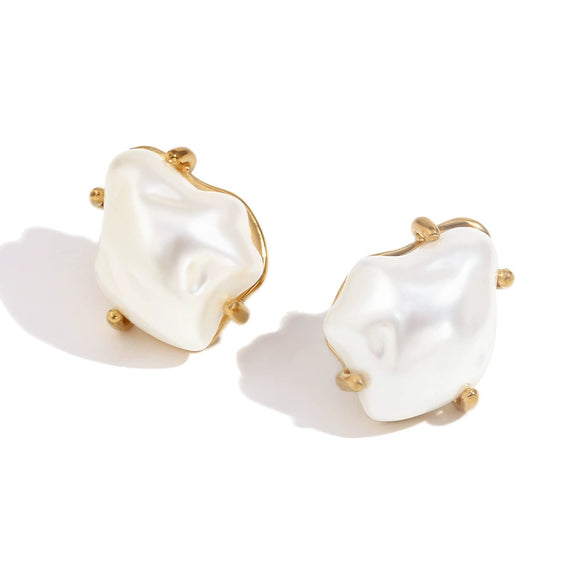 Wholesale Elegant Women's Vintage Fashion Earrings Stainless Steel 18K Gold Plated With Geometric Imitation Pearl Baroque Design