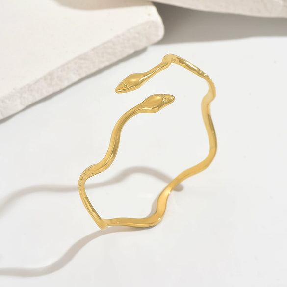 Wholesale Exaggerated Animal Style 14K Goldplated Stainless Steel Open Bracelet Hand Accessories