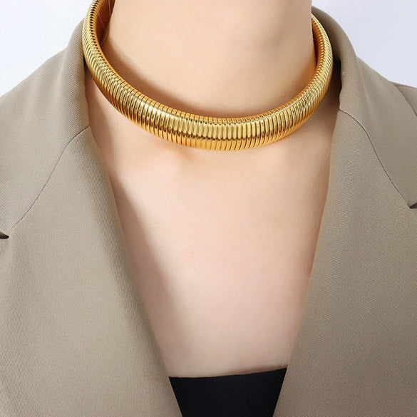 Wholesale Exaggerated Design Personality Fashion Jewelry Set For Women Titanium Steel Gold Plated With Snake Bone Chain