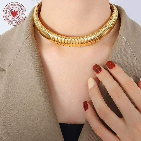 Wholesale Exaggerated Design Personality Fashion Jewelry Set For Women Titanium Steel Gold Plated With Snake Bone Chain