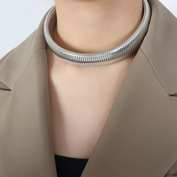 Wholesale Exaggerated Design Personality Fashion Jewelry Set For Women Titanium Steel Gold Plated With Snake Bone Chain