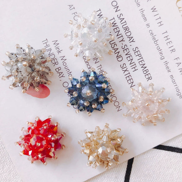 Wholesale Exaggerated Flower Handmade Beaded Alloy Ear Clip Woven Transparent Crystal Snowflake Earrings