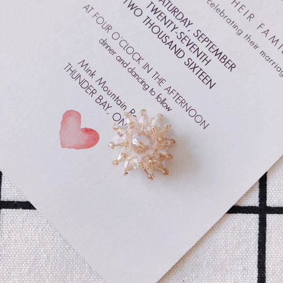 Wholesale Exaggerated Flower Handmade Beaded Alloy Ear Clip Woven Transparent Crystal Snowflake Earrings